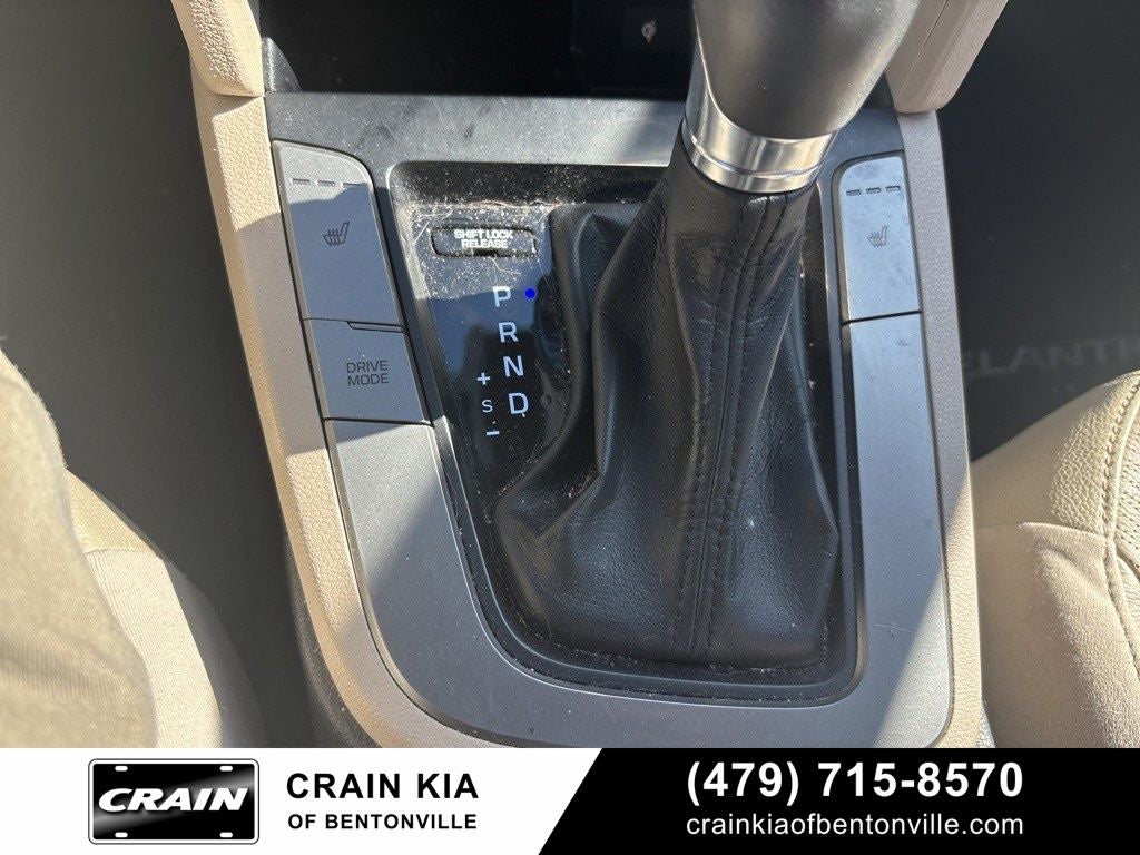 2020 Hyundai ELANTRA Limited - SUNROOF / CLEAN CARFAX