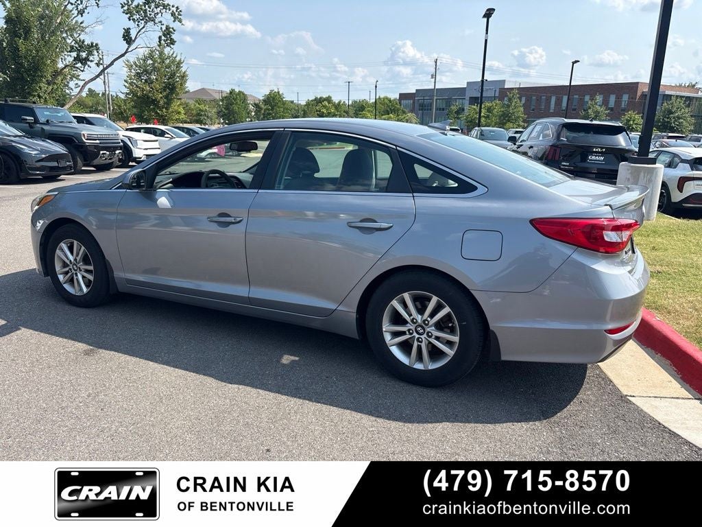 2017 Hyundai SONATA SE