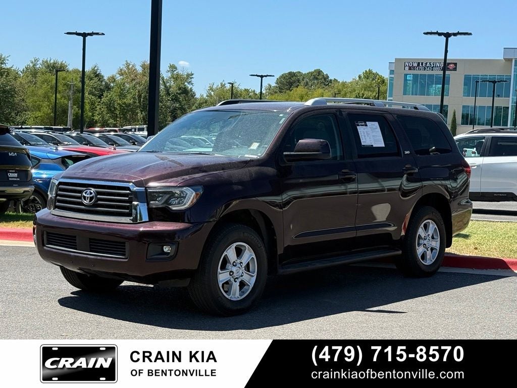 2018 Toyota Sequoia SR5 5.7L V8 - 4WD / SUNROOF