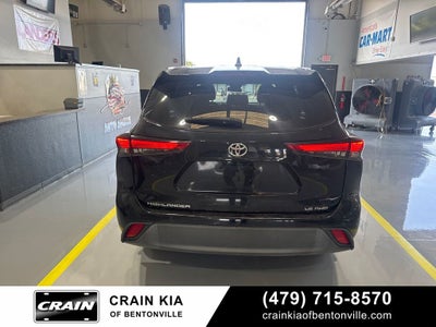 2022 Toyota Highlander LE - AWD