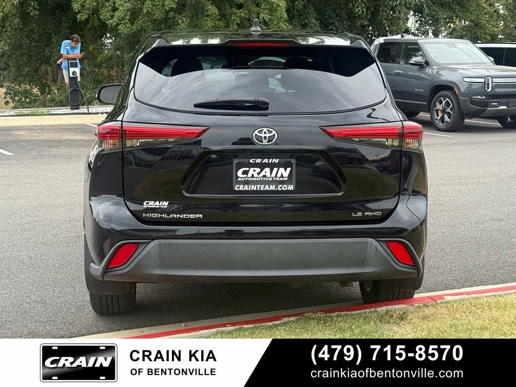 2022 Toyota Highlander LE - AWD