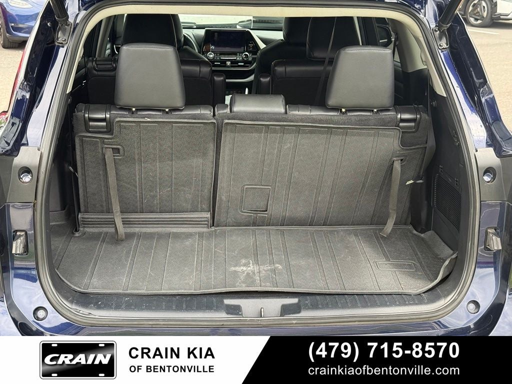 2023 Toyota Highlander XLE - AWD / SUNROOF