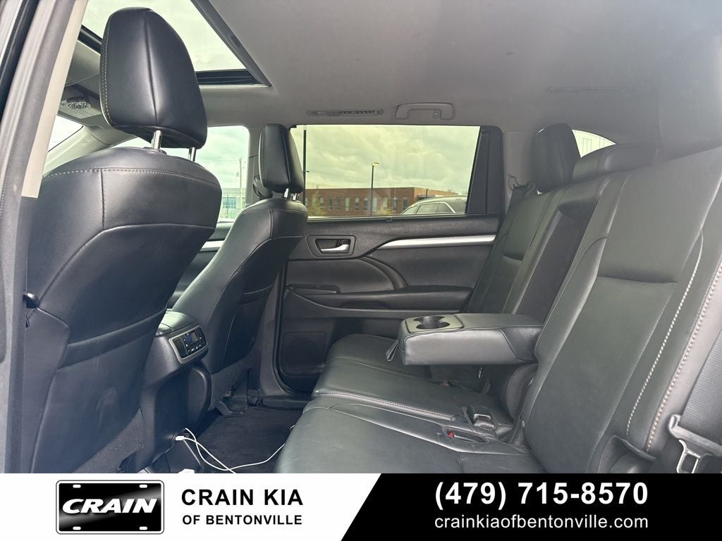 2016 Toyota Highlander XLE V6 - SUNROOF / CLEAN CARFAX / 3RD ROW