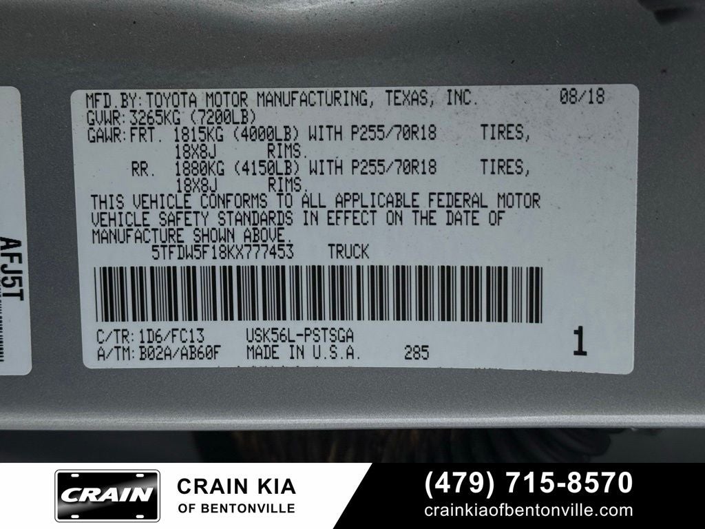 2019 Toyota Tundra SR5 - 4WD / CLEAN CARFAX / LIFTED!