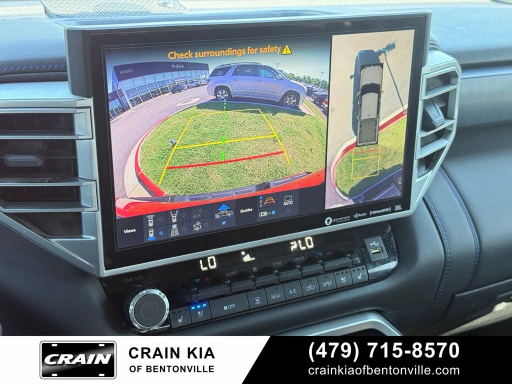 2024 Toyota Tundra Hybrid Platinum - 4WD / PANORAMIC SUNROOF / CARFAX ONE OWNER