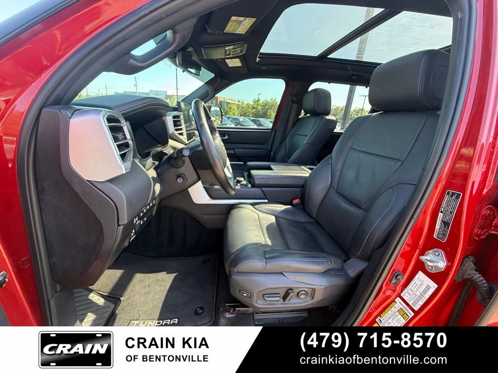2024 Toyota Tundra Hybrid Platinum - 4WD / PANORAMIC SUNROOF / CARFAX ONE OWNER