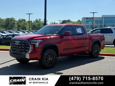 2024 Toyota Tundra Hybrid Platinum - 4WD / PANORAMIC SUNROOF / CARFAX ONE OWNER