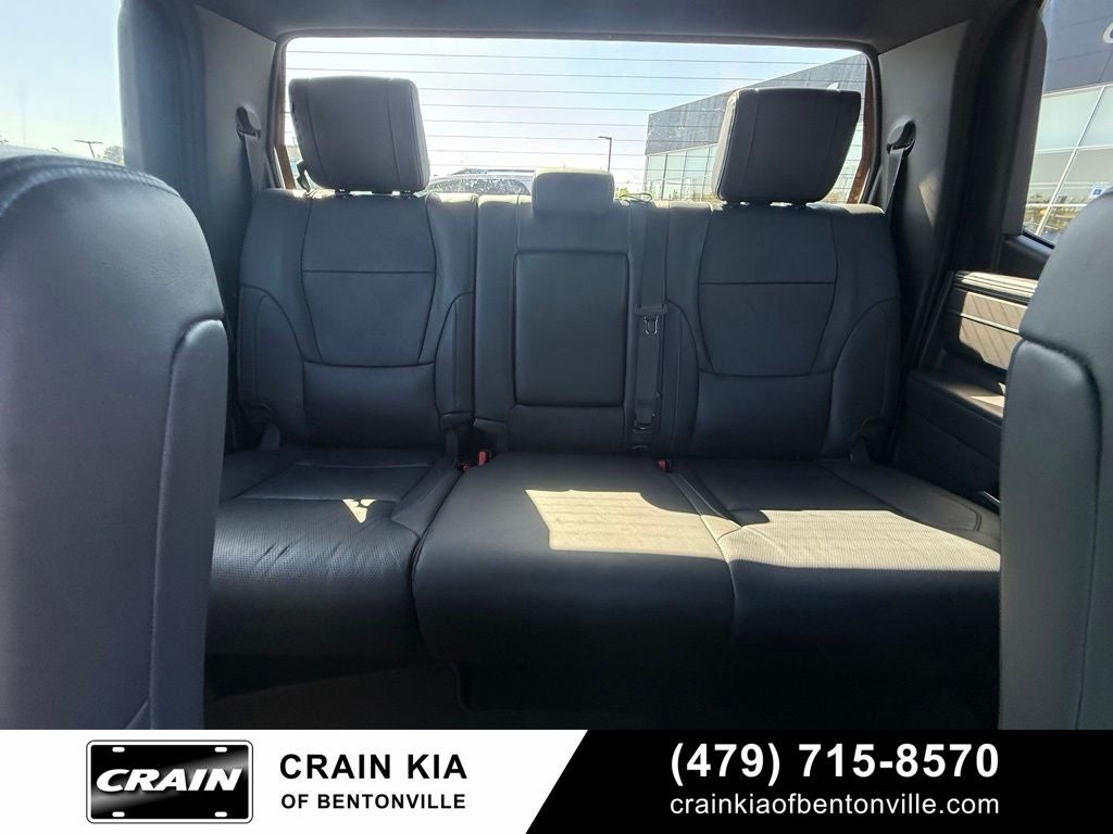 2024 Toyota Tundra Hybrid Platinum - 4WD / PANORAMIC SUNROOF / CARFAX ONE OWNER