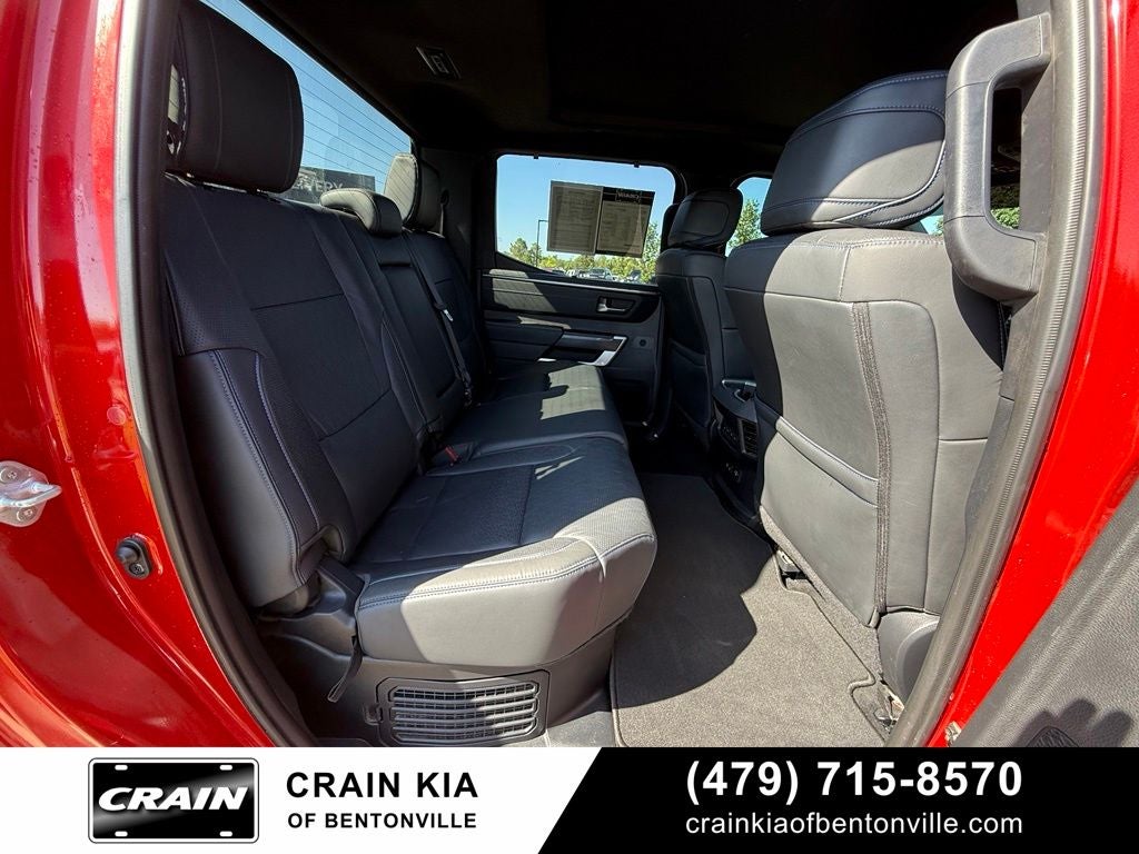 2024 Toyota Tundra Hybrid Platinum - 4WD / PANORAMIC SUNROOF / CARFAX ONE OWNER