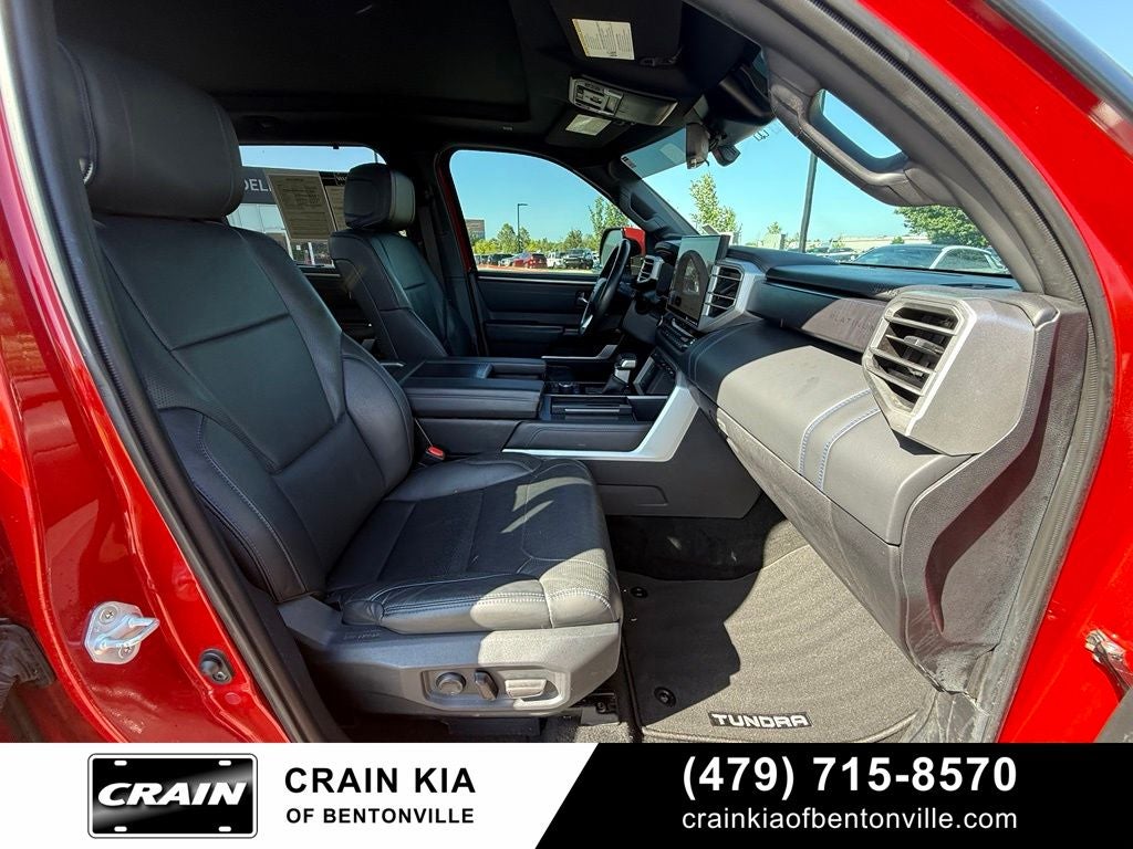 2024 Toyota Tundra Hybrid Platinum - 4WD / PANORAMIC SUNROOF / CARFAX ONE OWNER