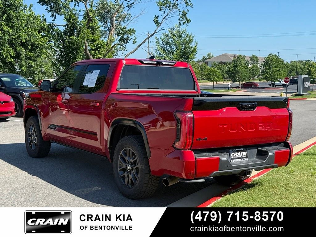 2024 Toyota Tundra Hybrid Platinum - 4WD / PANORAMIC SUNROOF / CARFAX ONE OWNER