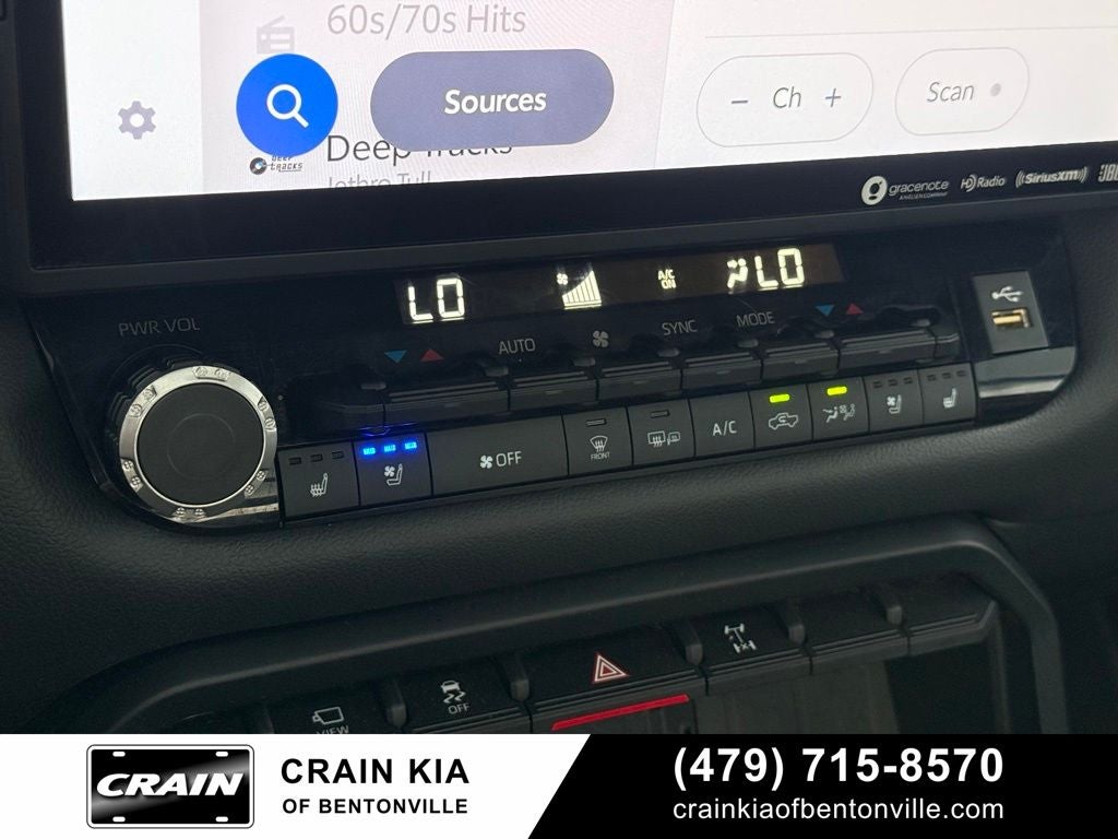 2023 Toyota Tundra Hybrid TRD Pro - 4WD / PANORAMIC SUNROOF / 1-OWNER