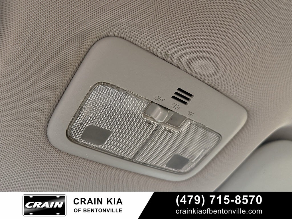 2018 Toyota Corolla LE - CLEAN CARFAX