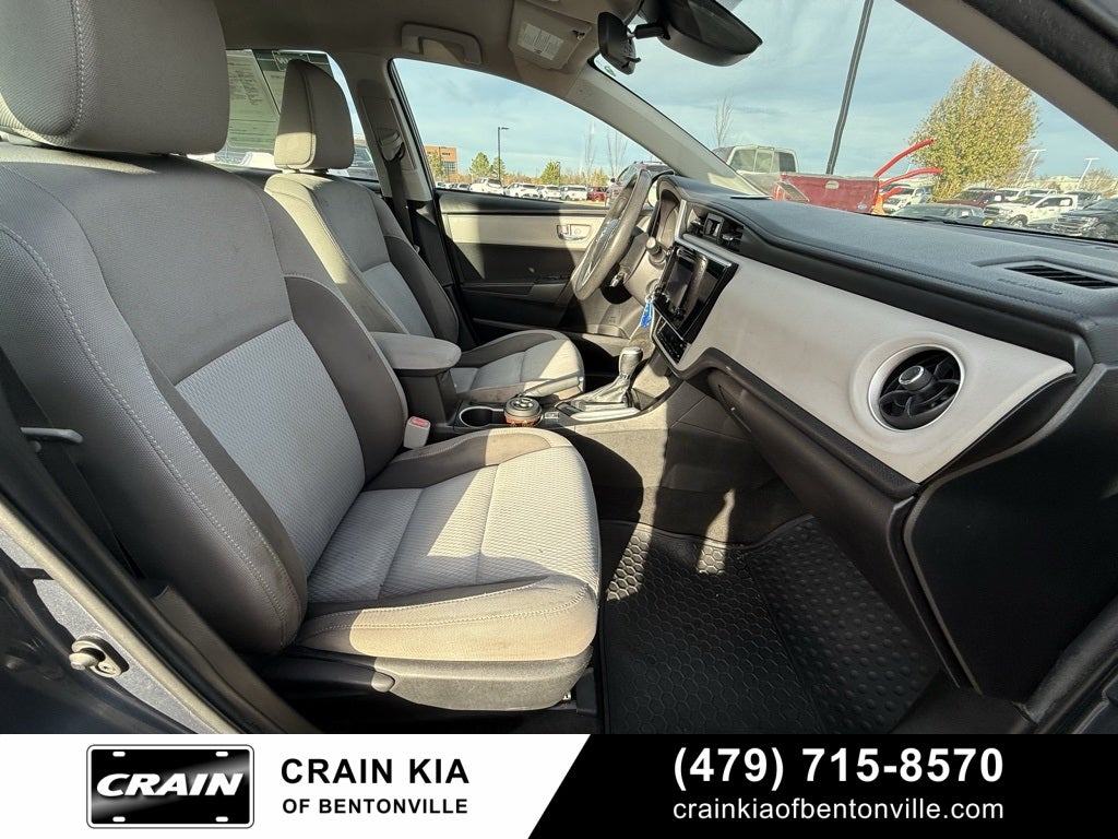 2018 Toyota Corolla LE - CLEAN CARFAX