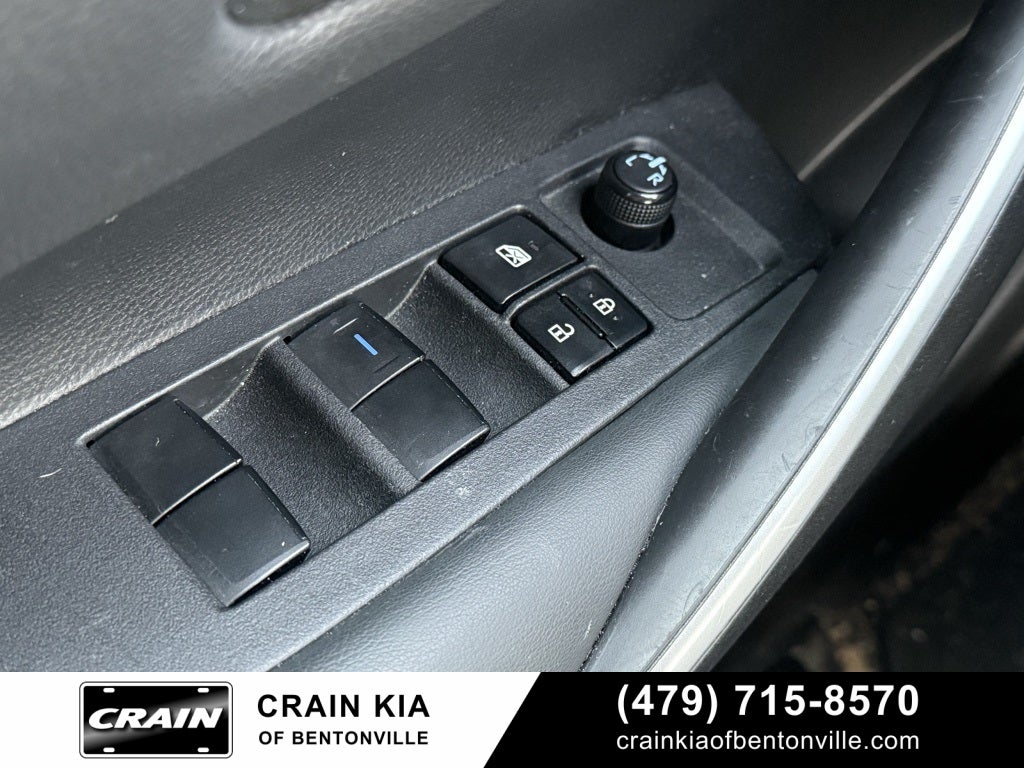 2022 Toyota Corolla SE - CLEAN CARFAX