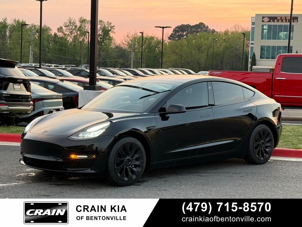 2018 Tesla Model 3 Long Range - CLEAN CARFAX / LOW MILES!