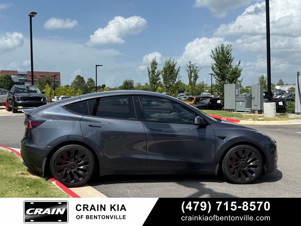 2021 Tesla Model Y Performance - AWD / CLEAN CARFAX HISTORY