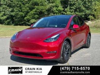 2024 Tesla Model Y Long Range - AWD / CLEAN CARFAX / ONE OWNER