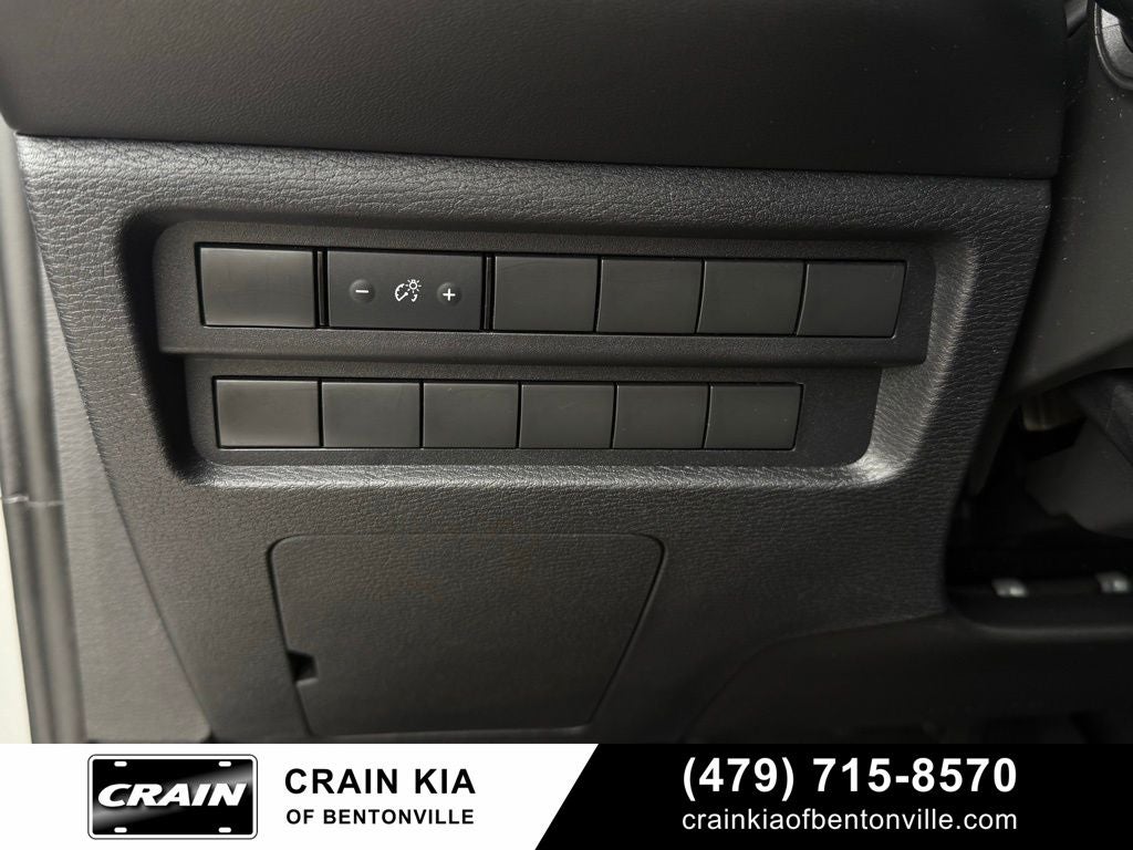 2024 Mitsubishi Outlander ES - 4WD / CLEAN CARFAX HISTORY