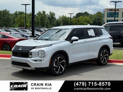 2022 Mitsubishi Outlander SE - 4WD / CLEAN CARFAX