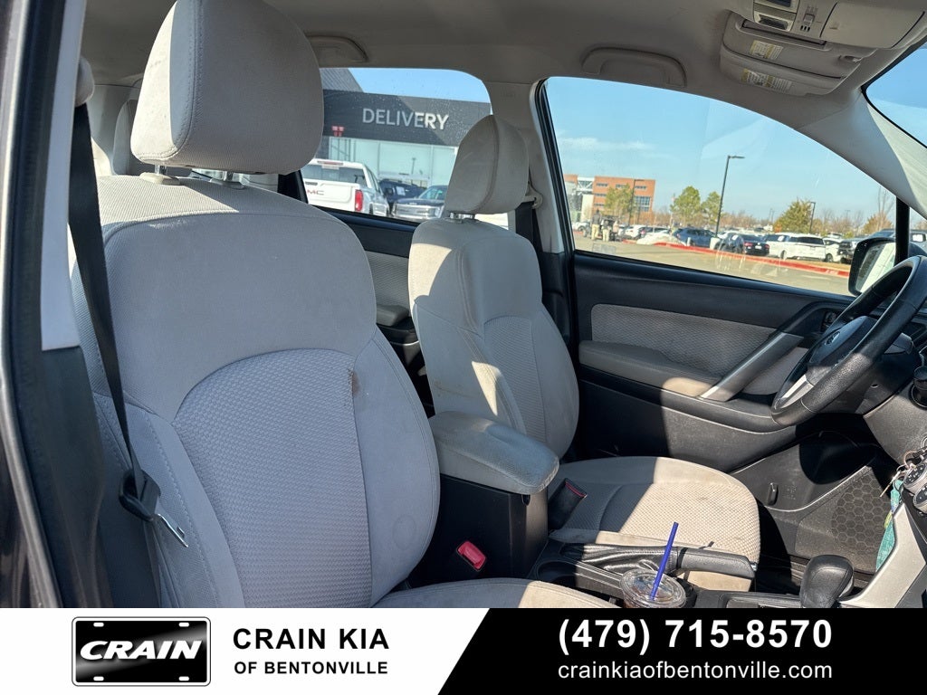 2018 Subaru Forester 2.5i - AWD / CLEAN CARFAX