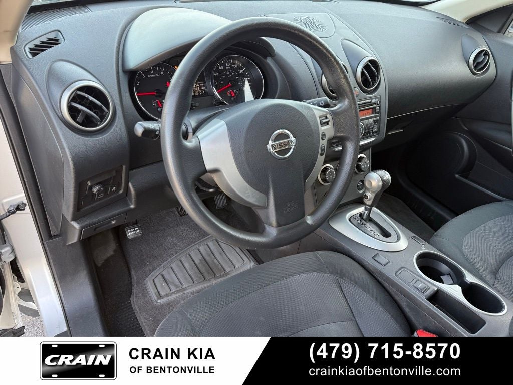 2013 Nissan Rogue S - AWD