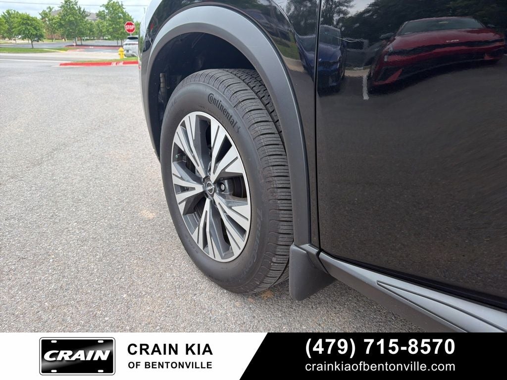 2023 Nissan Rogue SV - CLEAN CARFAX / ONE OWNER