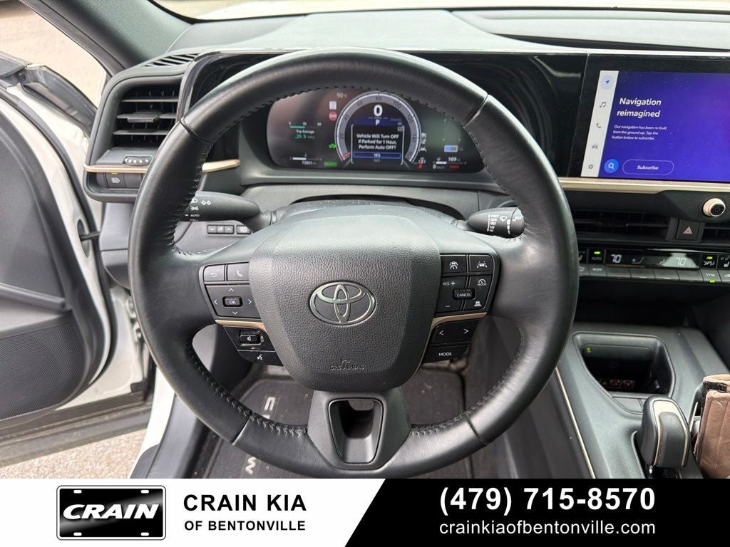2023 Toyota Crown XLE - AWD / CLEAN CARFAX
