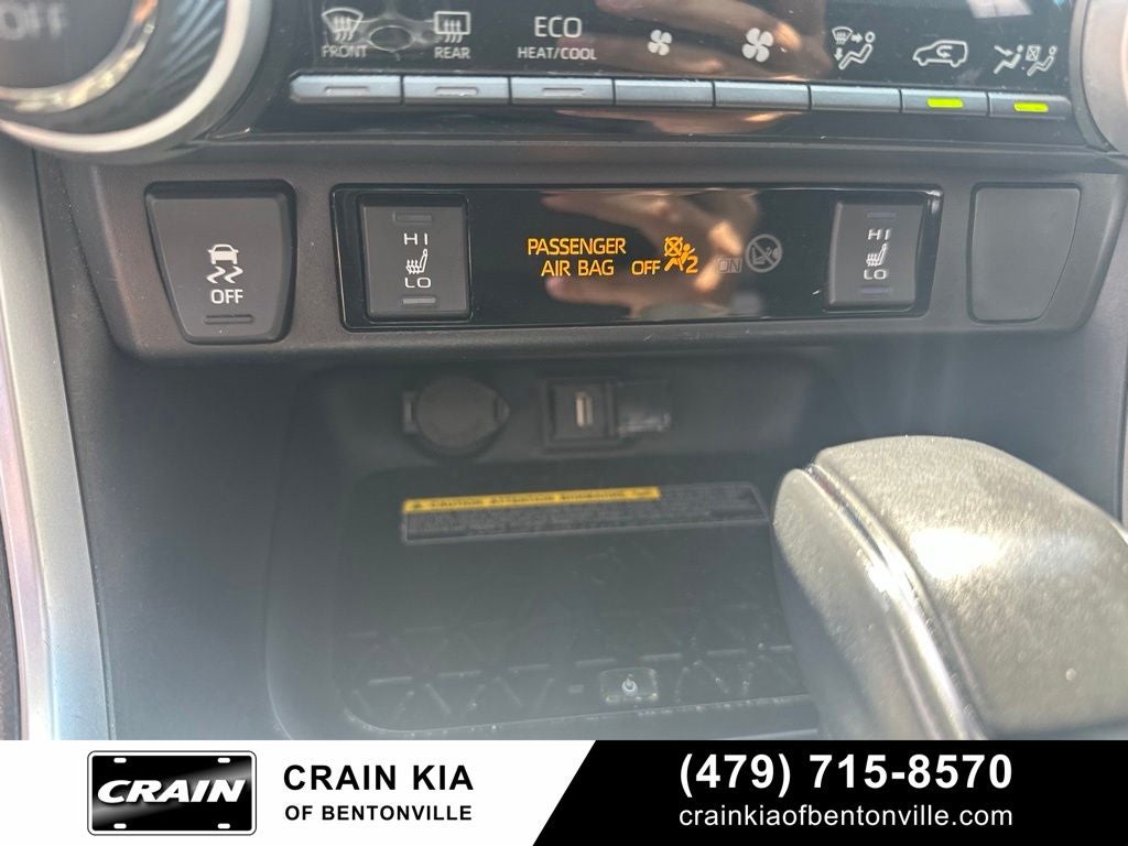 2020 Toyota RAV4 Hybrid XSE - AWD / SUNROOF / CLEAN CARFAX