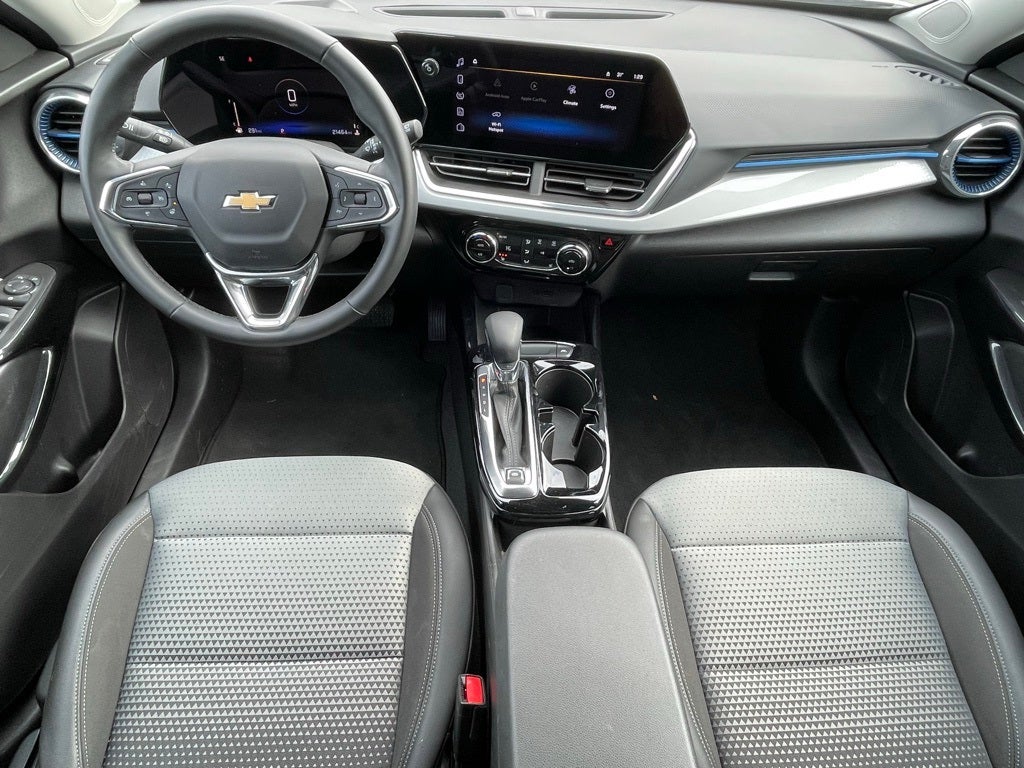 2025 Chevrolet Trax LT - CLEAN CARFAX / ONE OWNER