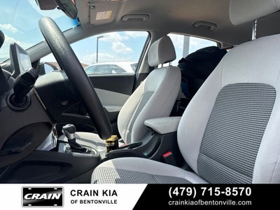 2023 Hyundai KONA SE - CARFAX ONE OWNER