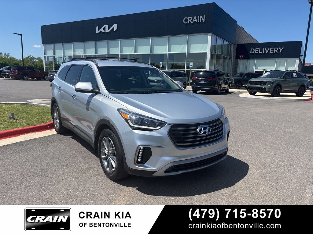 2018 Hyundai SANTA FE SE
