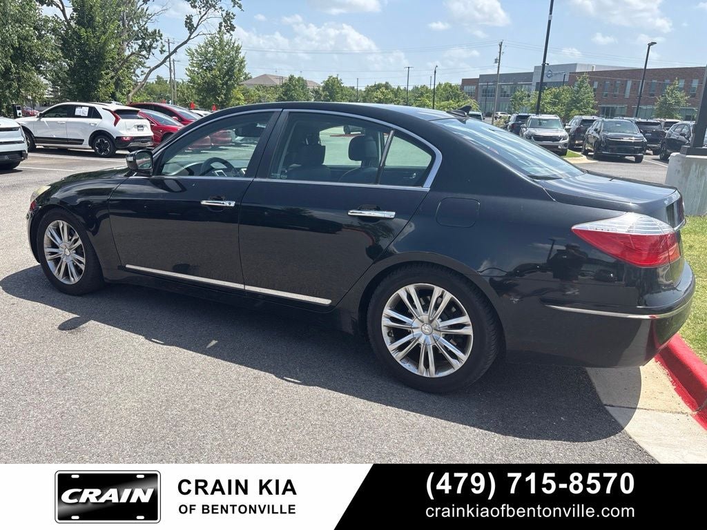 2011 Hyundai GENESIS 4.6 - AWD / SUNROOF / ONE OWNER