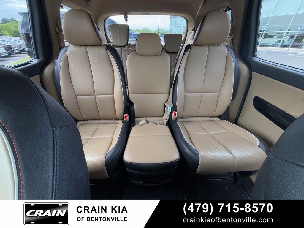2016 Kia Sedona EX - CARFAX ONE OWNER