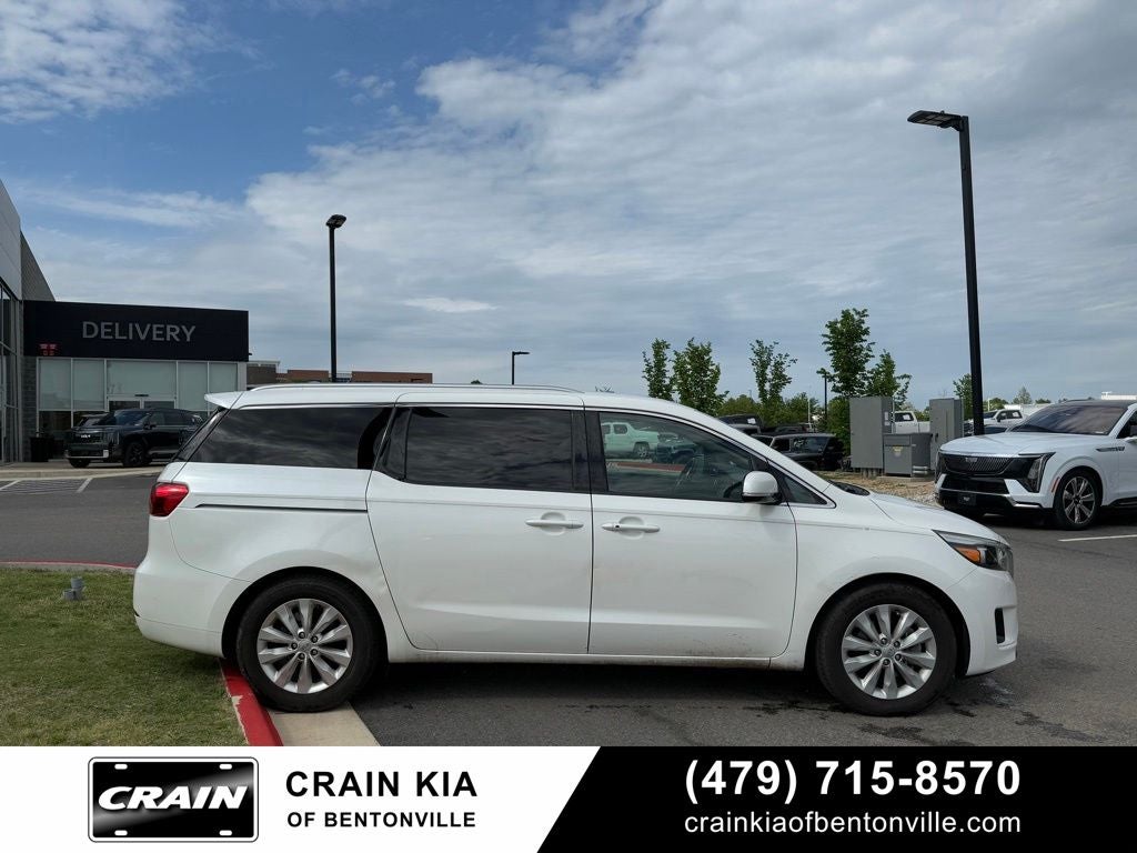 2016 Kia Sedona EX - CARFAX ONE OWNER