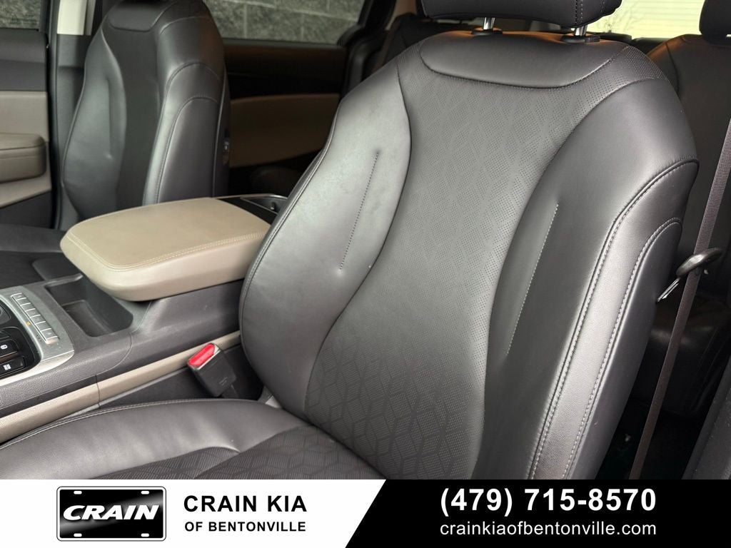 2025 Kia Carnival LXS - KIA CPO / CLEAN CARFAX / ONE OWNER