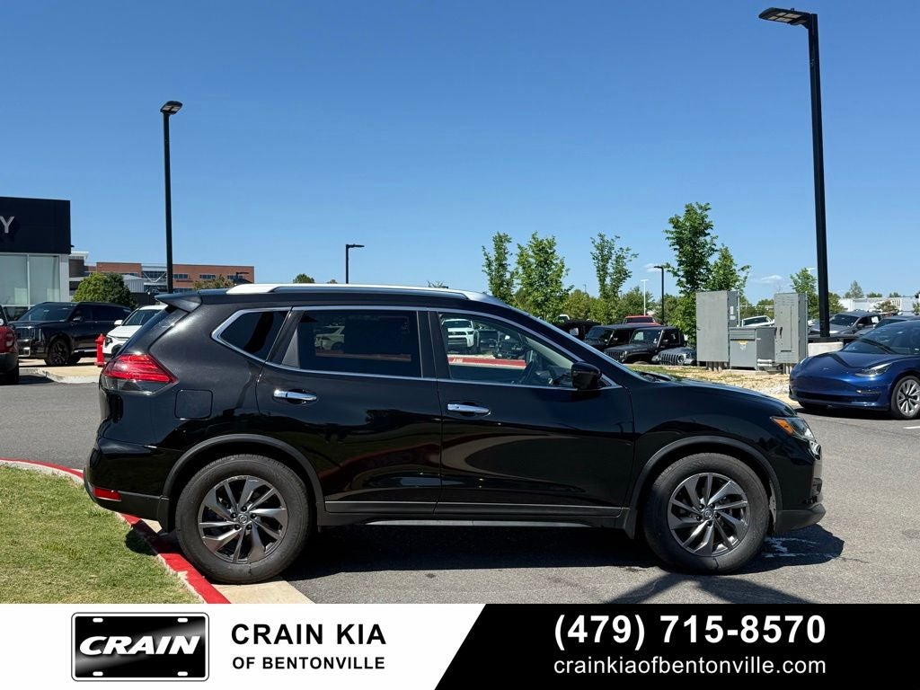 2017 Nissan Rogue SV Premium Package