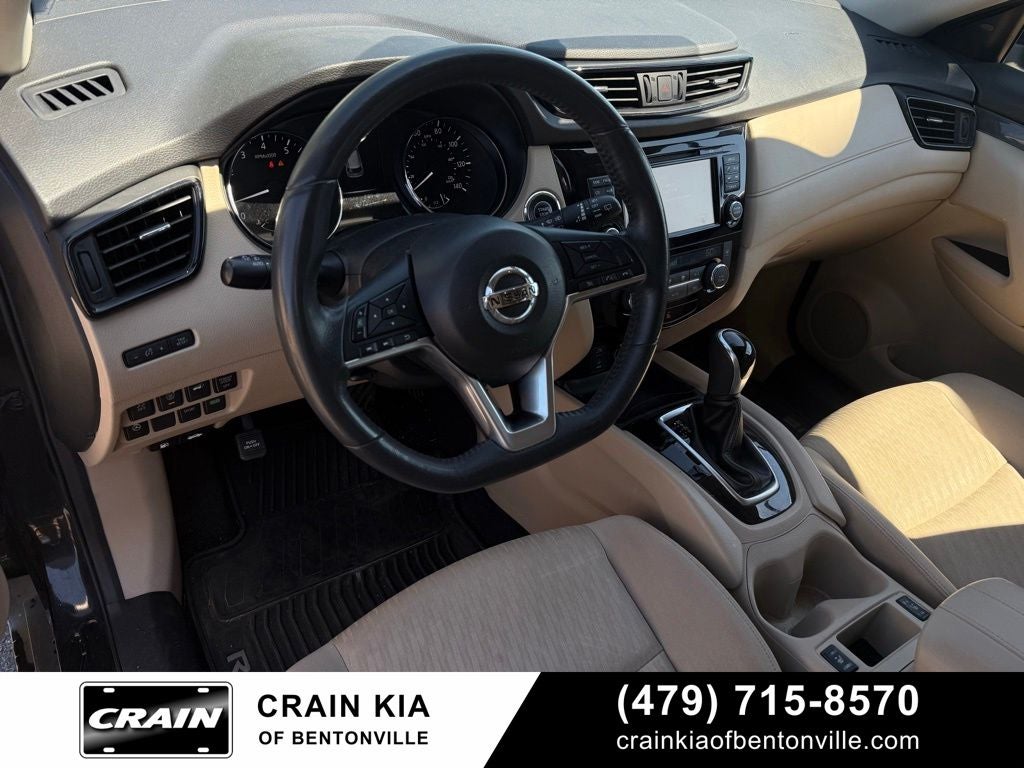 2017 Nissan Rogue SV Premium Package