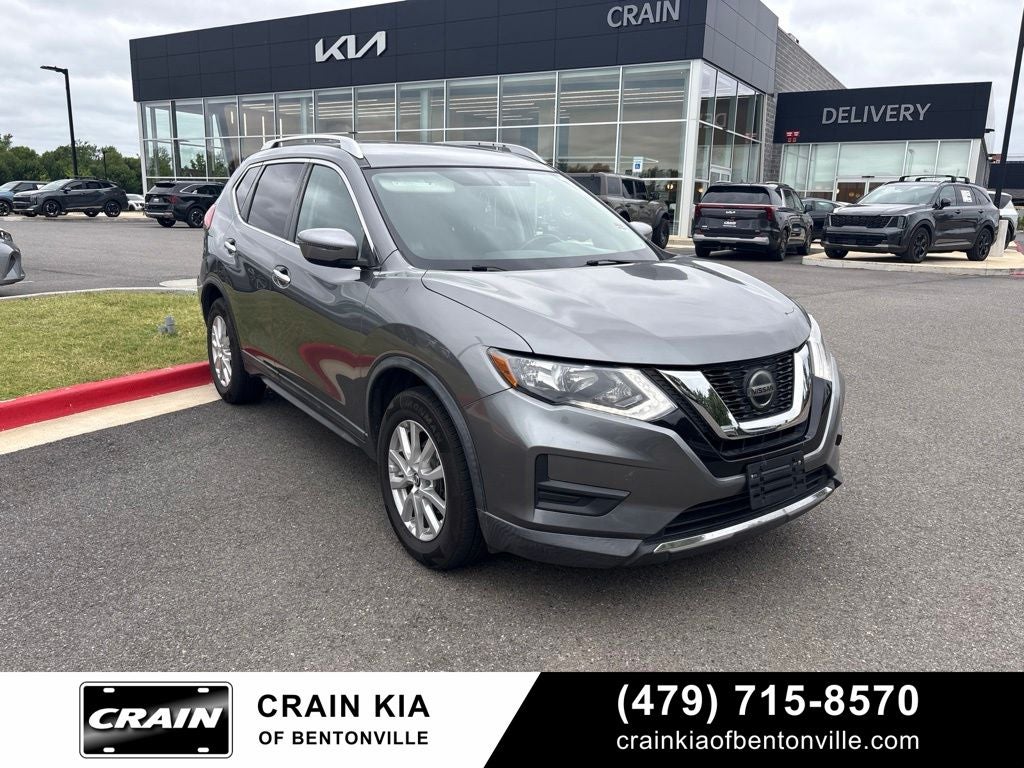 2018 Nissan Rogue SV - AWD