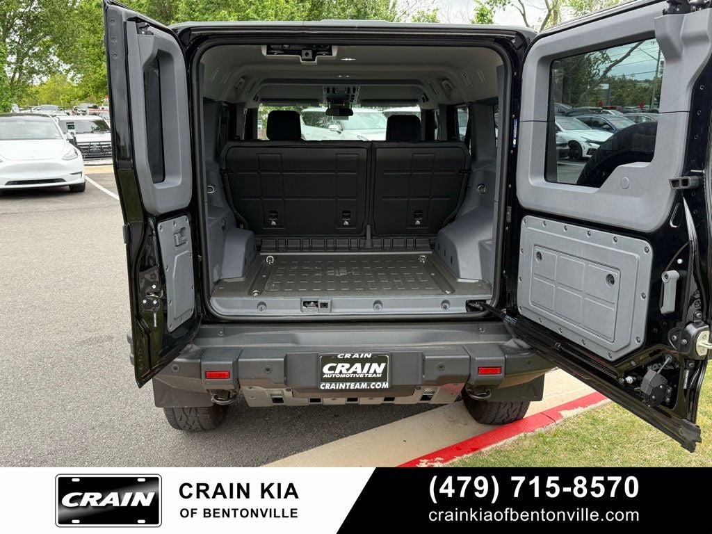 2024 INEOS Grenadier Fieldmaster Edition - 4WD / CLEAN CARFAX / ONE OWNER