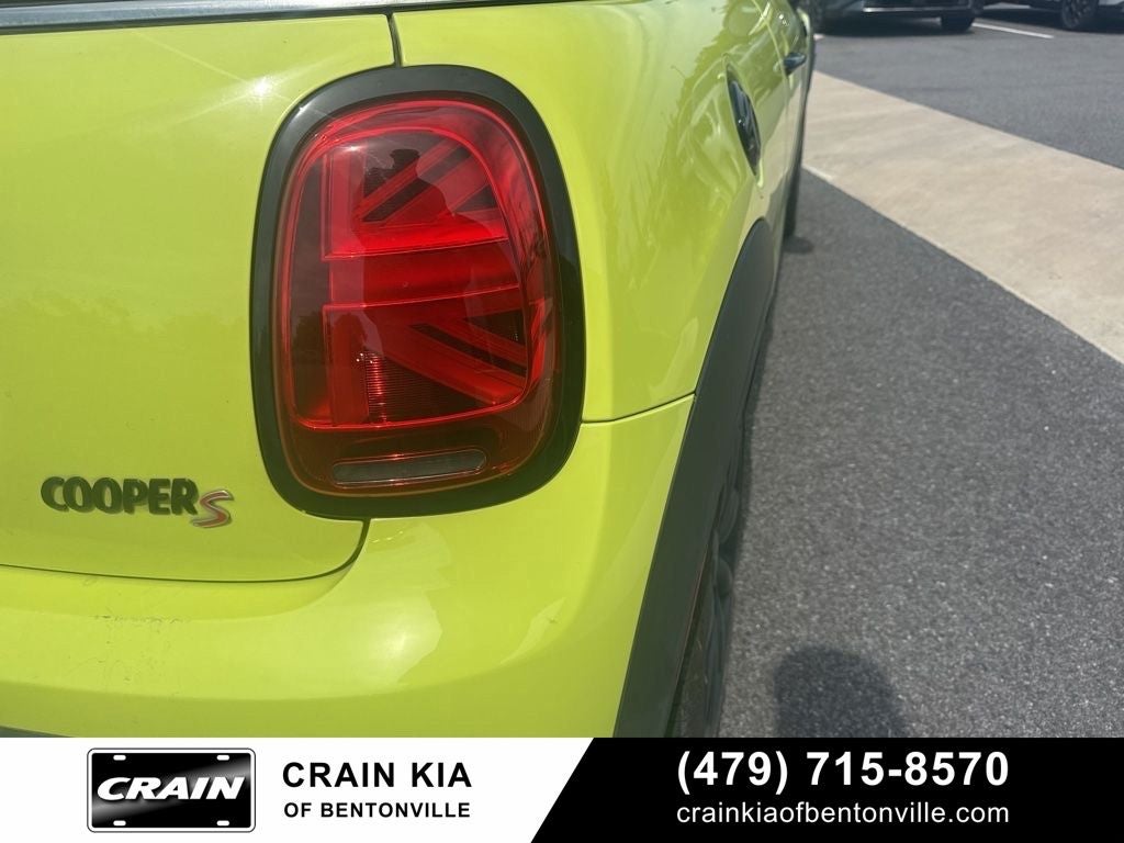 2022 MINI Cooper S Signature - CONVERTIBLE / CARFAX ONE OWNER