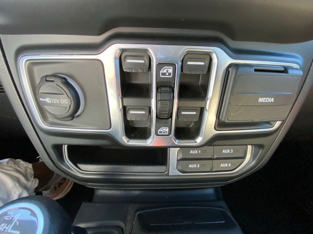 2022 Jeep Wrangler Unlimited Sahara HARDTOP / NAV / CARPLAY