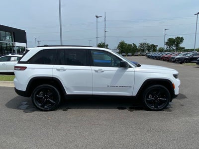 2023 Jeep Grand Cherokee Altitude X 4X4 / HEATED SEATS