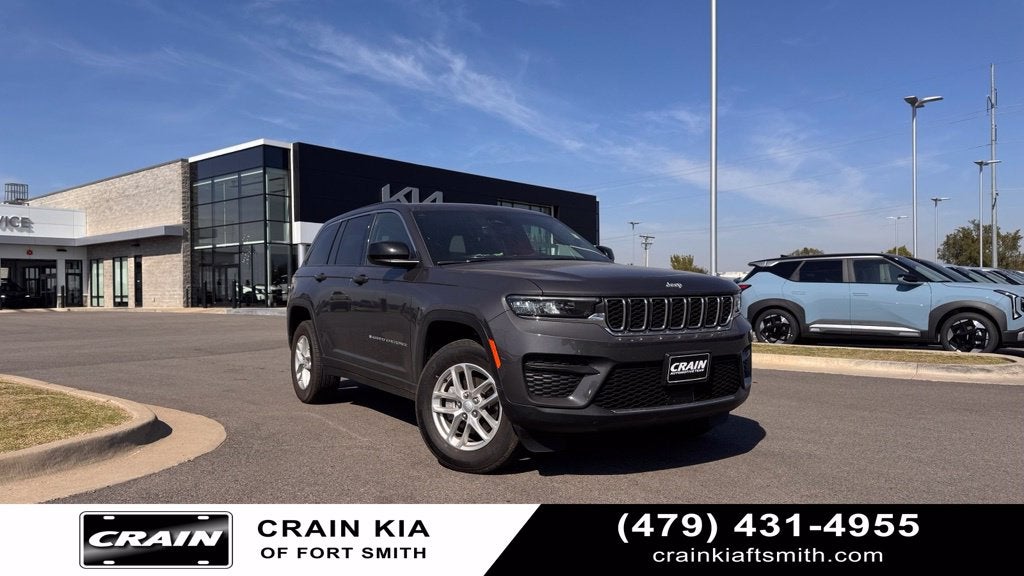 2026 Jeep Grand Cherokee Laredo 4X4
