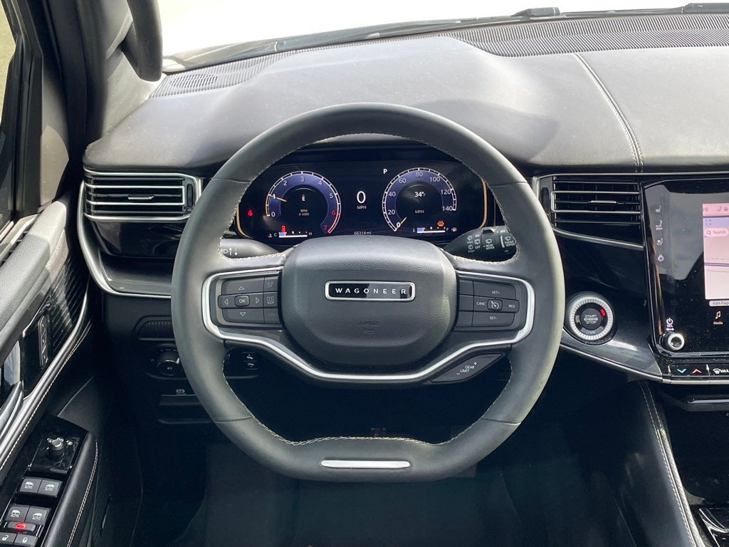 2023 Jeep Wagoneer Base 4X4 / NAV / HEATED SEATS