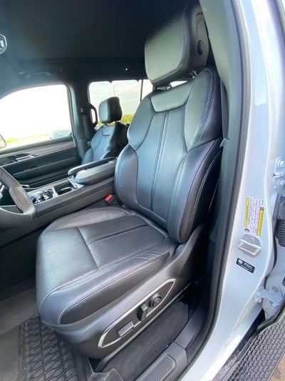 2024 Jeep Wagoneer Series II 4X4 / LEATHER / MOONROOF / LOADED