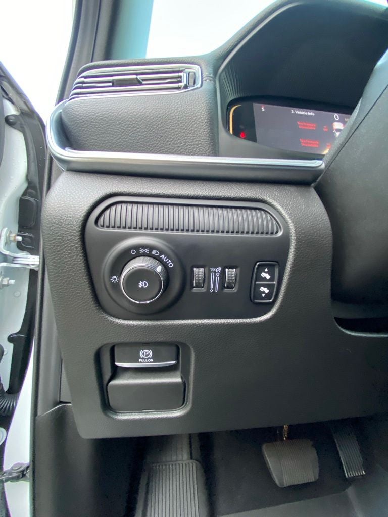 2024 Jeep Wagoneer Series II 4X4 / LEATHER / MOONROOF / LOADED