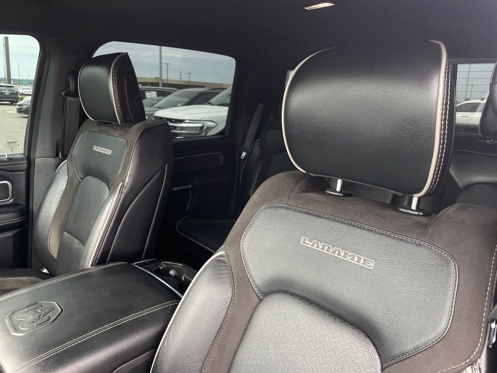 2023 RAM 1500 Laramie HEATED SEATS / NAV / COOLED SEATS
