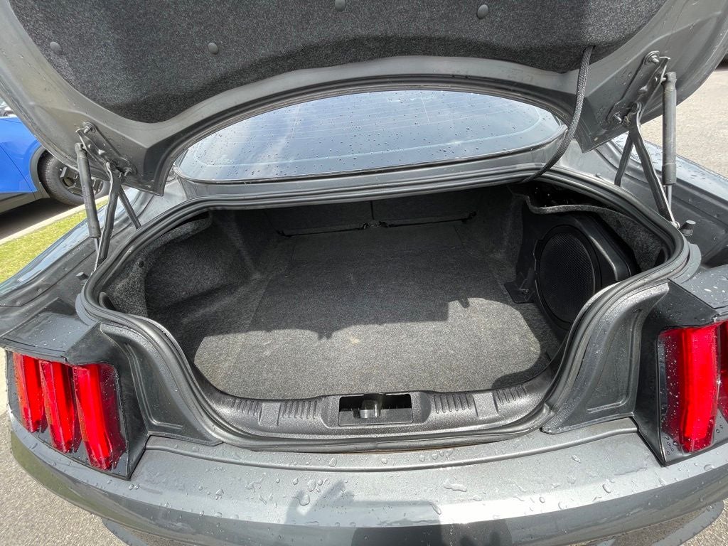2021 Ford Mustang EcoBoost Premium CLEAN CARFAX / HEATED SEATS