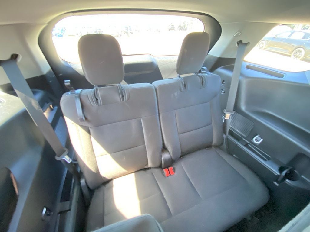 2024 Ford Explorer XLT RWD / ONE OWNER / HEATED SEATS